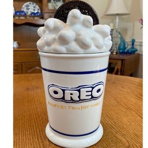 Vintage Oreo cookie jar